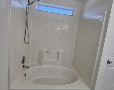 162 Sw Grimaldo Terrace - Photo Thumbnail 6