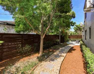 1273 Ne 38th Street - Photo Thumbnail 15