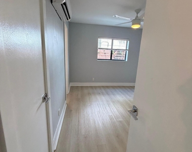 1273 Ne 38th Street - Photo Thumbnail 6