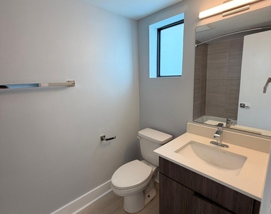1273 Ne 38th Street - Photo Thumbnail 9