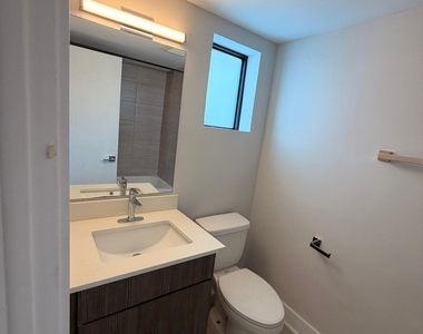 1273 Ne 38th Street - Photo Thumbnail 6