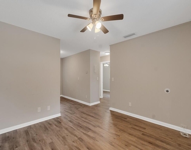 2036 19th Street - Photo Thumbnail 11