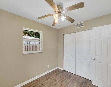 2036 19th Street - Photo Thumbnail 10