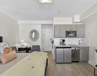 235 Sunrise Avenue - Photo Thumbnail 11