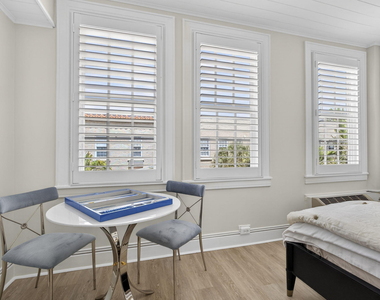 235 Sunrise Avenue - Photo Thumbnail 7