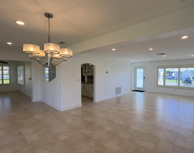 1108 W Ocean Avenue - Photo Thumbnail 28