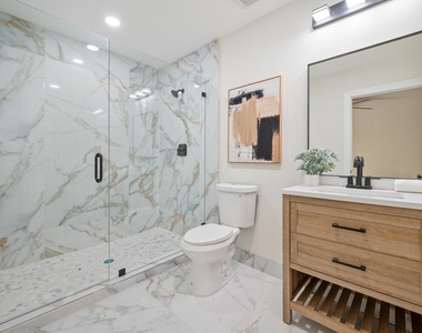 8201 Nw 67th Avenue - Photo Thumbnail 15