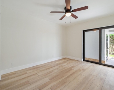 8201 Nw 67th Avenue - Photo Thumbnail 13