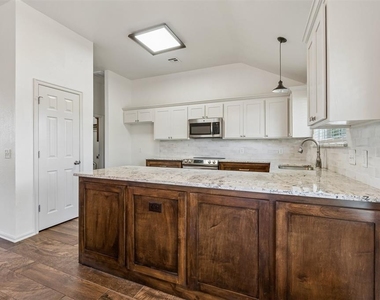15921 Katie Ridge Drive - Photo Thumbnail 10