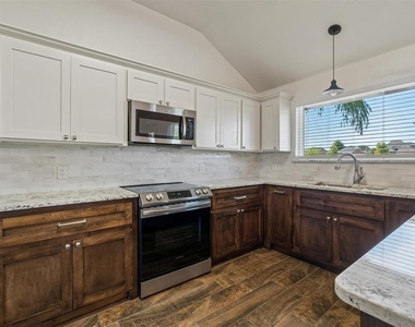 15921 Katie Ridge Drive - Photo Thumbnail 13