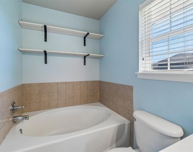 15921 Katie Ridge Drive - Photo Thumbnail 32