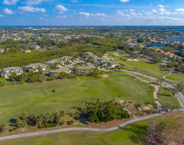 1540 Se Prestwick Lane - Photo Thumbnail 25