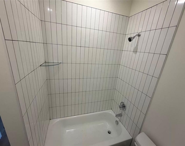 308 Aaran Way - Photo Thumbnail 21