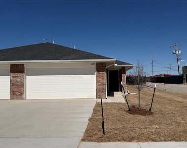 314 Aaran Way - Photo Thumbnail 1