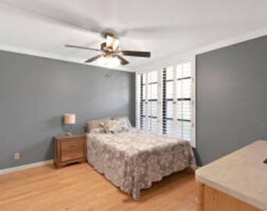 6 Royal Palm Way - Photo Thumbnail 13