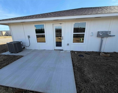 312 Aaran Way - Photo Thumbnail 23