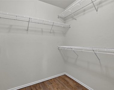 18109 Montoro Way - Photo Thumbnail 29