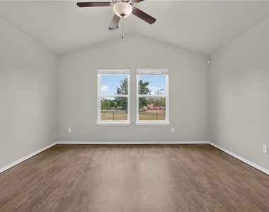 18109 Montoro Way - Photo Thumbnail 22