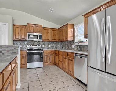 18109 Montoro Way - Photo Thumbnail 18
