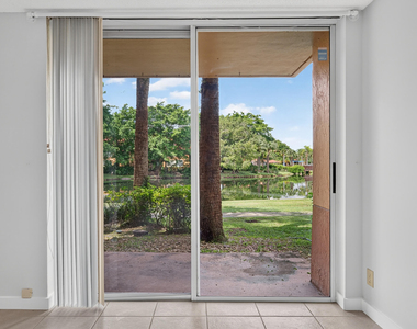 10717 E Cleary Boulevard E - Photo Thumbnail 8