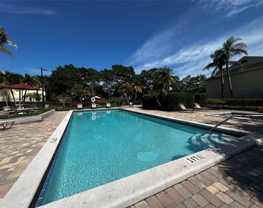 820 Cypress Park Way - Photo Thumbnail 17