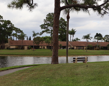 603 Sea Pine Way - Photo Thumbnail 2