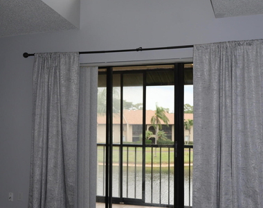 603 Sea Pine Way - Photo Thumbnail 18