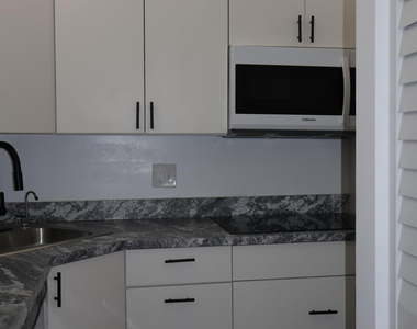 603 Sea Pine Way - Photo Thumbnail 12