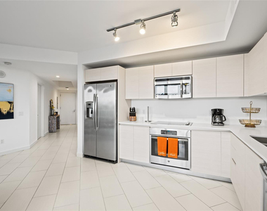4250 Biscayne Boulevard - Photo Thumbnail 2