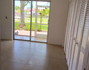 163 Lyndhurst L - Photo Thumbnail 9