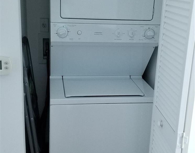 951 Brickell Avenue - Photo Thumbnail 9