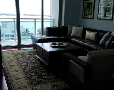 951 Brickell Avenue - Photo Thumbnail 5