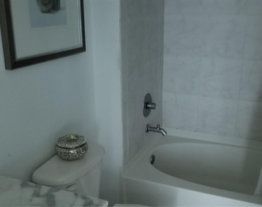 951 Brickell Avenue - Photo Thumbnail 4