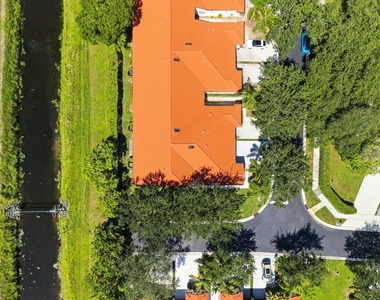 8088 Via Di Veneto - Photo Thumbnail 28