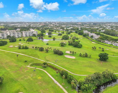 3150 N Palm Aire Drive - Photo Thumbnail 23