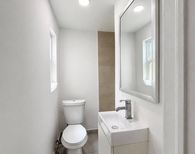 1725 Ne 148th Street - Photo Thumbnail 8