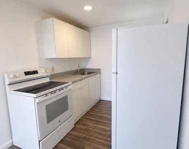 1725 Ne 148th Street - Photo Thumbnail 5