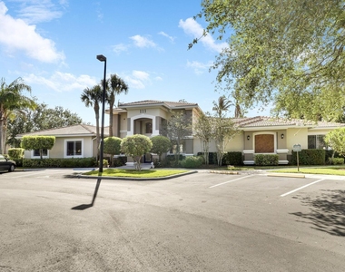 121 Sw Palm Drive - Photo Thumbnail 20