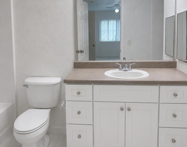 121 Sw Palm Drive - Photo Thumbnail 9