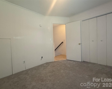 108 Durham Road - Photo Thumbnail 10