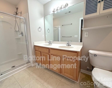 4133 Robinwood Drive - Photo Thumbnail 19