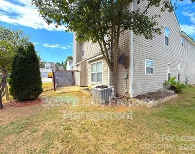 4133 Robinwood Drive - Photo Thumbnail 11