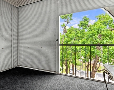 3280 Spanish Moss Terrace - Photo Thumbnail 27
