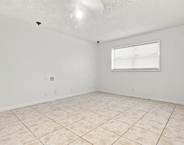 3280 Spanish Moss Terrace - Photo Thumbnail 13