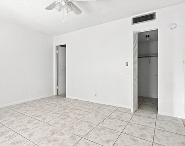 3280 Spanish Moss Terrace - Photo Thumbnail 19