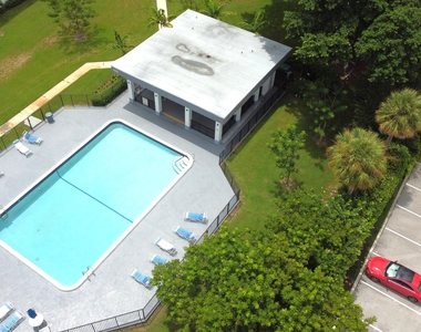 9233 Sw 8th Street - Photo Thumbnail 2