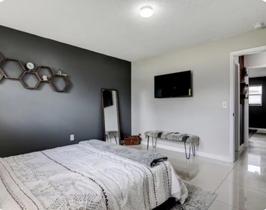 124 Walker Avenue - Photo Thumbnail 4