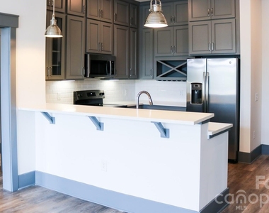 5350 Pinehurst Park Drive - Photo Thumbnail 32