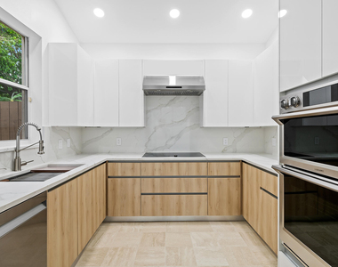 2480 Nw 66th Drive - Photo Thumbnail 1