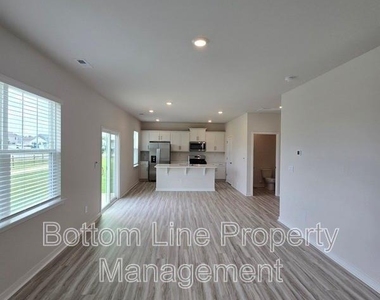 549 Blackpool Court - Photo Thumbnail 14